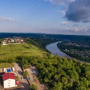 Отель Оазис Zalishchyky Exterior photo