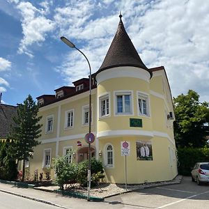 Отель Gaestehaus Auerhahn Фёклабрукк Exterior photo