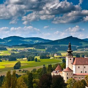 Отель Schloss Weinberg Kefermarkt Exterior photo