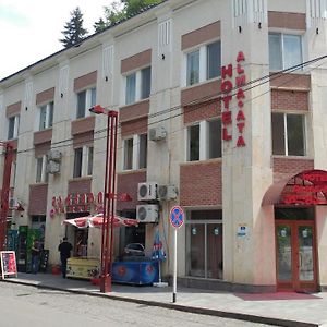 Отель Алма-Ата Боржоми Exterior photo