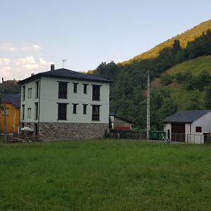 Апартаменты Casa Muniellos Кангас-дель-Нарсеа Exterior photo