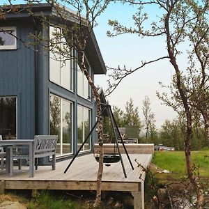 6 Person Holiday Home In Kvalsund Реппарфьорд Exterior photo
