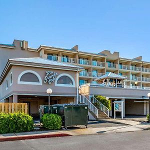 Quality Inn & Suites Ошен Сити Exterior photo