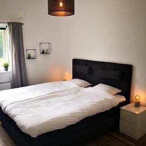 Bed and Breakfast Arrive Bed & Breakfast, Ландветтер Exterior photo