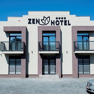Zen Hotel Фокшаны Exterior photo
