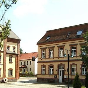 Hotel Zur Schlossmuhle Борна Exterior photo