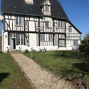 Bed and Breakfast Au Fil Du Manoir Marais-Vernier Exterior photo