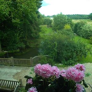 Bed and Breakfast L Ancien Moulin A Grains Вальмон Exterior photo