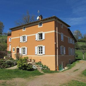 Bed and Breakfast La Vache Sur Le Toit Montagny  Exterior photo