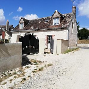 Bed and Breakfast Chambre D'Hote Monthodon Exterior photo