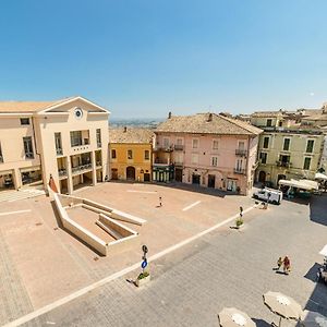 Nel Vicolo Luxury B&B Пенне Exterior photo