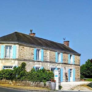 Bed and Breakfast La Maison De Thire Exterior photo