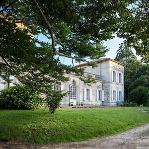 Bed and Breakfast Chateau Le Mejean Pessac-sur-Dordogne Exterior photo