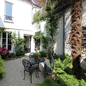 Bed and Breakfast Jardin De Mathilde Nangis Exterior photo