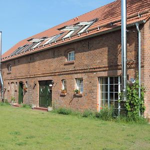 Bed and Breakfast Ferienscheune Kummernitztal Grabow  Exterior photo