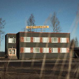 Мотель Kempeleen Moottorimaja Exterior photo