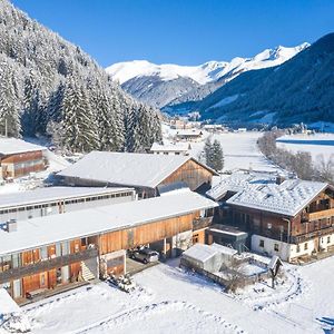 Апартаменты Hofchalet Alm - Oerlerhof Prateria Exterior photo