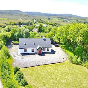 Red Deer Cottage Near Connemara National Park In Леттерфрак Exterior photo