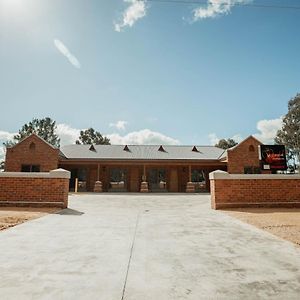 Red Waratah Accommodation Бендиго Exterior photo