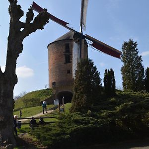 Bed and Breakfast Beekse Brink Loerbeek Exterior photo