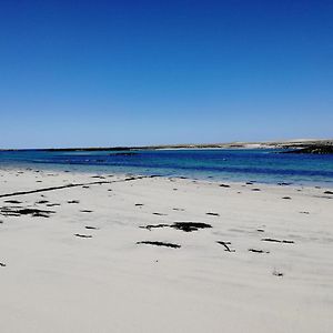 Bed and Breakfast The Fisherman'S Snug North Uist Paible Exterior photo