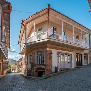 Hotel History • Სასტუმრო Ისტორია Сигнахи Exterior photo