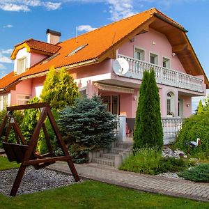 Вилла Wow Liptov Holiday House Липтовски-Микулаш Exterior photo