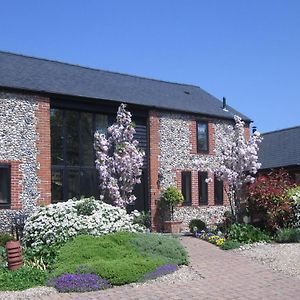 Bed and Breakfast Bloodstock Barn Ньюмаркет Exterior photo