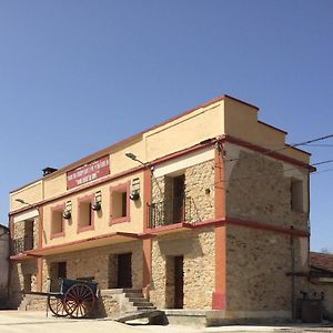 Гостевой дом Casa Rural La Bodega Альдеадавила-де-ла-Рибера Exterior photo