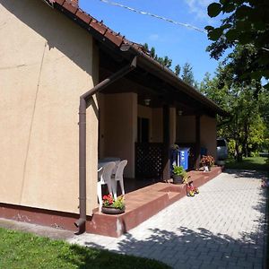 Holiday Homes In Balatonfenyves/Balaton 18356 Exterior photo