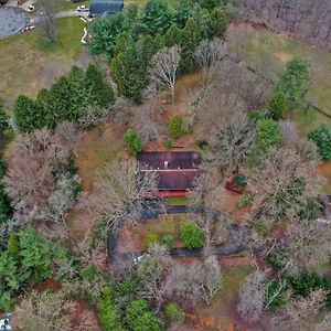 Вилла Unique And Secluded Country Estate Near Pittsburgh Weirton Exterior photo