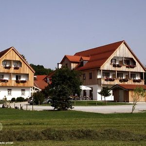 Landgasthof - Hotel Reindlschmiede Бад-Хайльбрунн Exterior photo