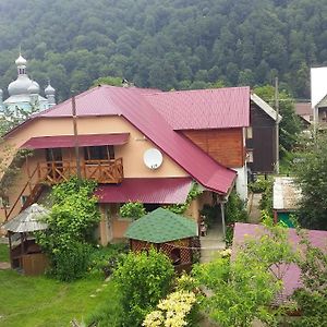 Отель Садиба У Галина та Йосипа Ust'-Chorna Exterior photo