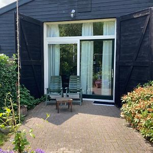 Bed and Breakfast Assen-Groningen-Saunacabine Vries Exterior photo