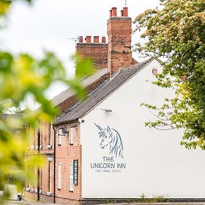 The Unicorn Inn Ньютон Солней Exterior photo