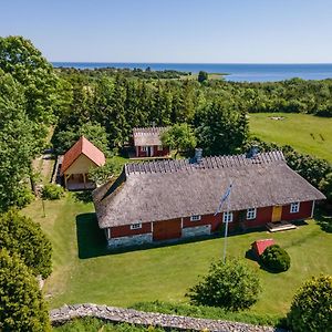 Вилла Kaebruotsa Farmhouse Ruhve Exterior photo