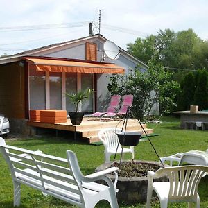 Holiday Home In Balatonmariafuerdo 19534 Exterior photo