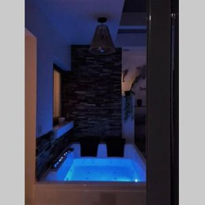 Love Room Out Of Time *Jacuzzi* Итвиль Exterior photo