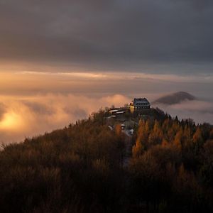 Отель Hochwaldbaude Hain  Exterior photo