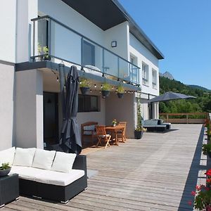 Bed and Breakfast Katsoleil La Batie-Neuve Exterior photo