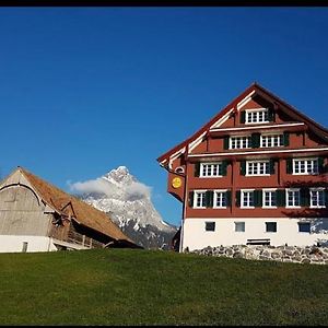 Отель Restaurant Pension Betschart Швиц Exterior photo