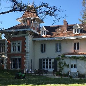 Bed and Breakfast Manoir De L'Epine Saint-Severin Exterior photo