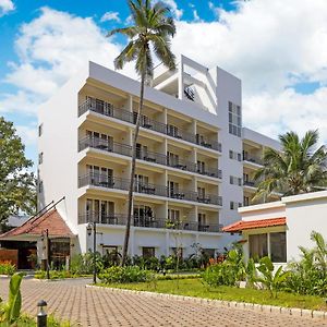 Отель Club Mahindra Arookutty, Alleppey Alappuzha Exterior photo