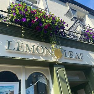 Отель The Lemon Leaf Cafe Bar And Townhouse Кинсэйл Exterior photo