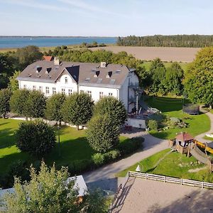 Отель Gut Nisdorf - Bio Urlaub An Der Ostsee Exterior photo