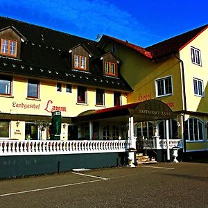 Landgasthof Hotel Lamm Лайхинген Exterior photo