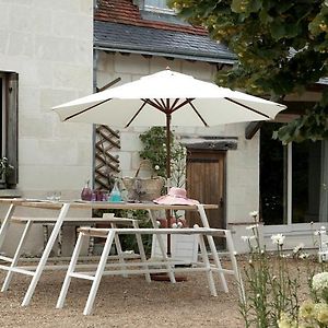 Une Maison, Un Jardin Berthenay Exterior photo