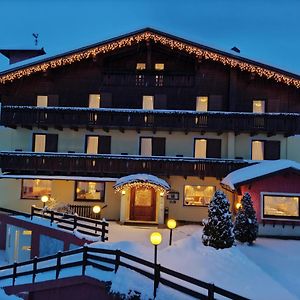 Albergo Villa Cristina Фольгария Exterior photo