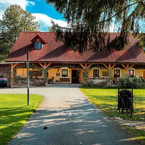 Bed and Breakfast Areal Maly Texas Рихнов-над-Кнежноу Exterior photo