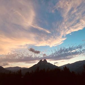 Апартаменты La Cara Nord , Alojamiento Turistico ,Saldes, A Los Pies Del Pedraforca, Apartamento Exterior photo